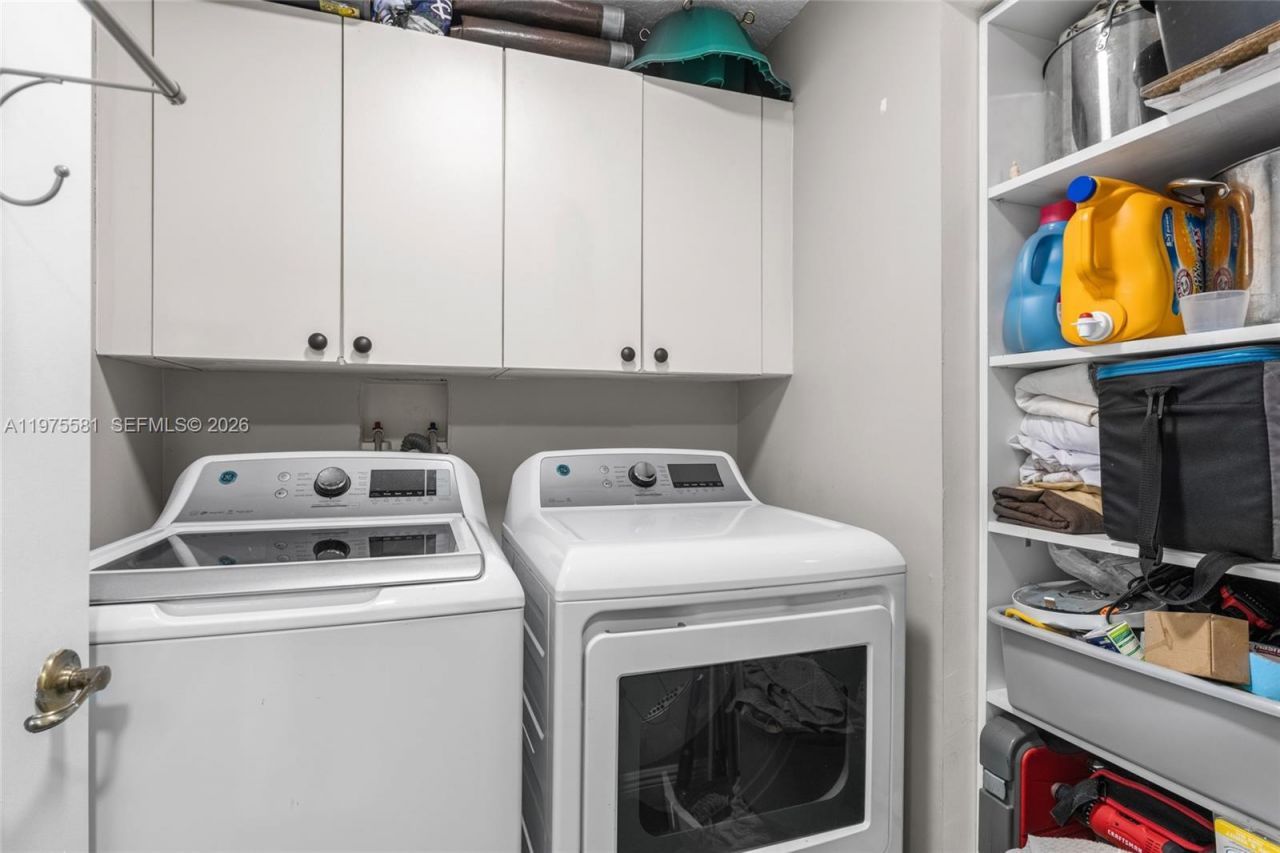 10750 NW 66th St, Unit 411, Doral, FL 33178 Photo