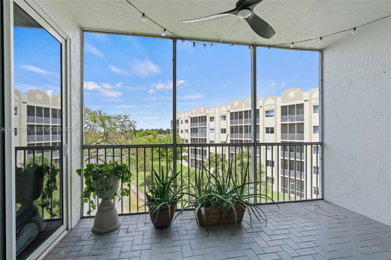 10750 NW 66th St, Unit 411, Doral, FL 33178 Photo