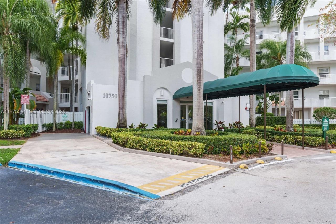 10750 NW 66th St, Unit 411, Doral, FL 33178 Photo