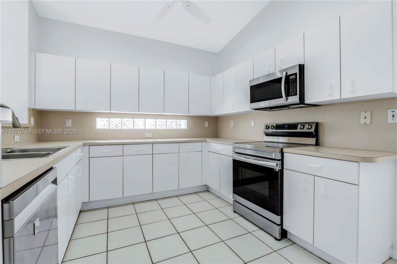 12109 NW 52nd Ct, Coral Springs, FL 33076 Photo