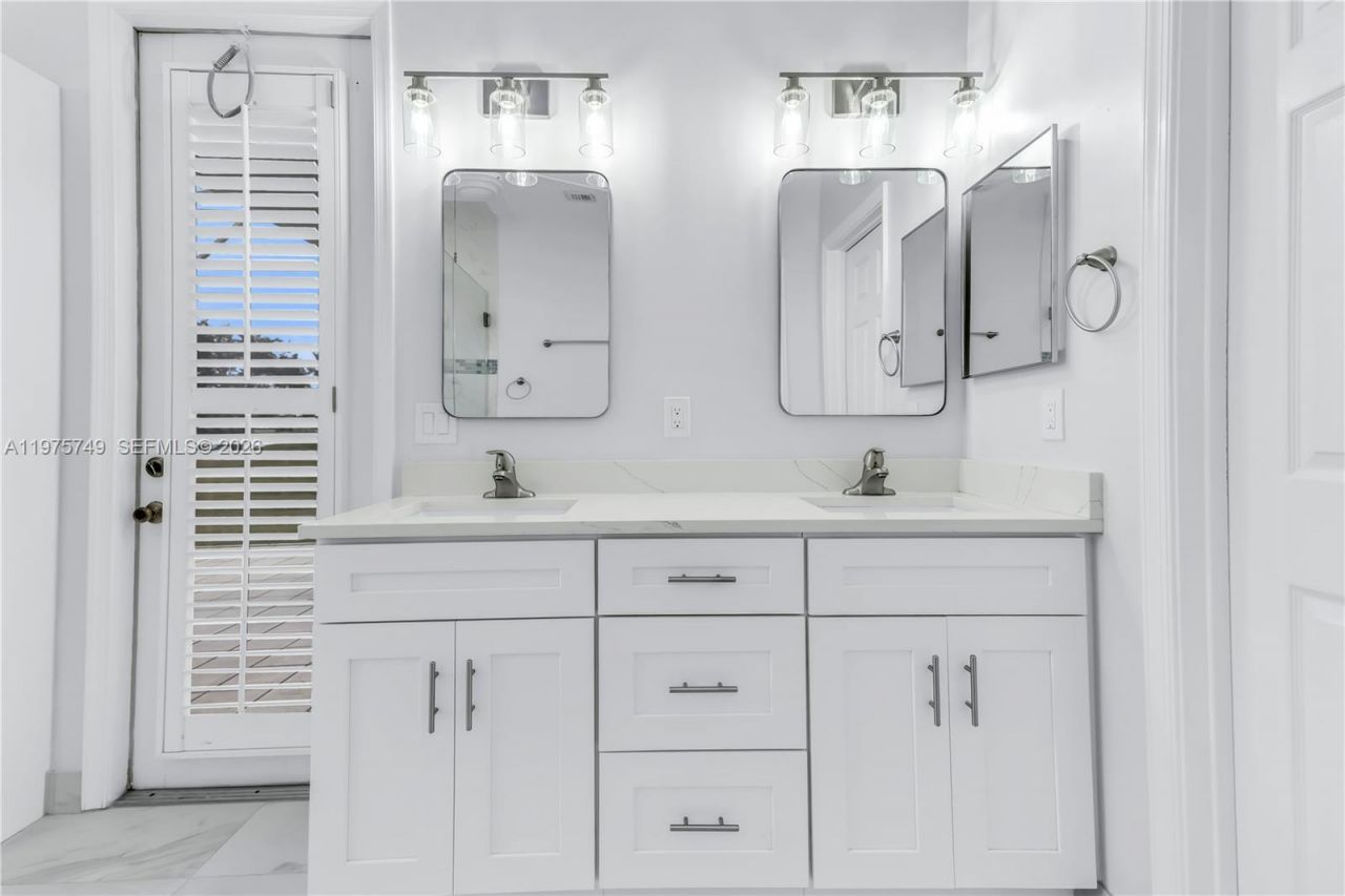 12109 NW 52nd Ct, Coral Springs, FL 33076 Photo