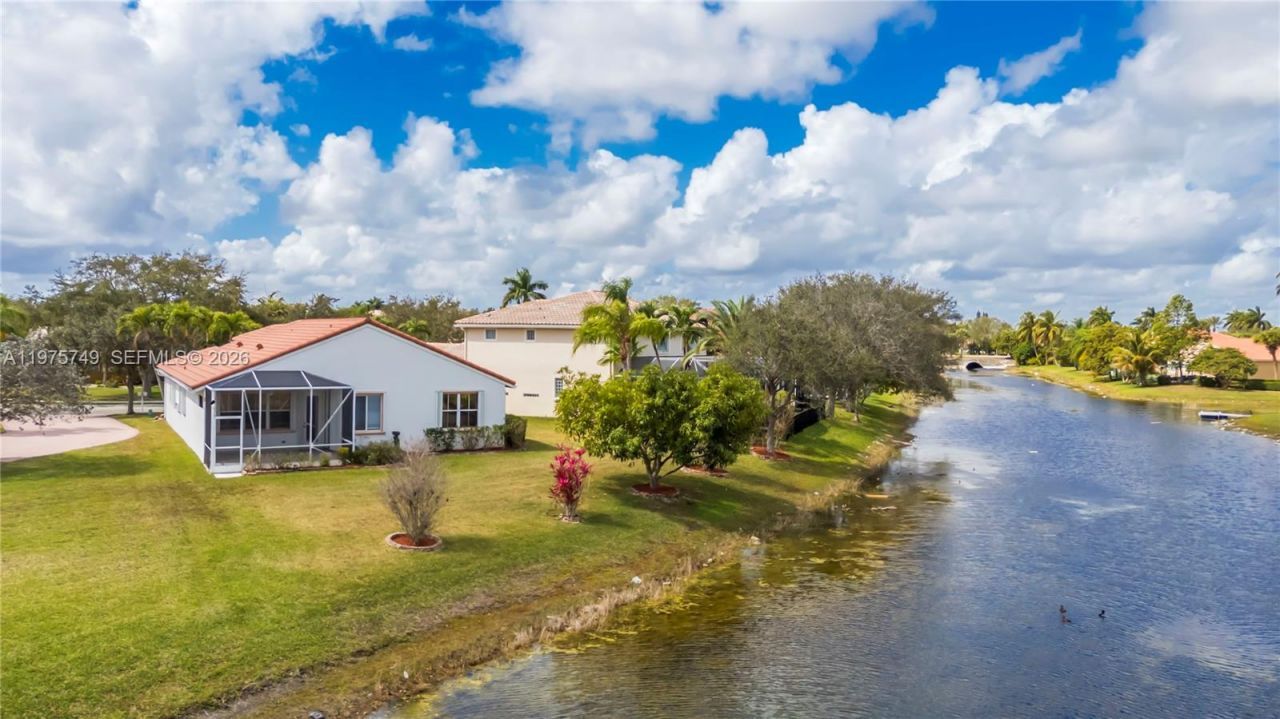 12109 NW 52nd Ct, Coral Springs, FL 33076 Photo