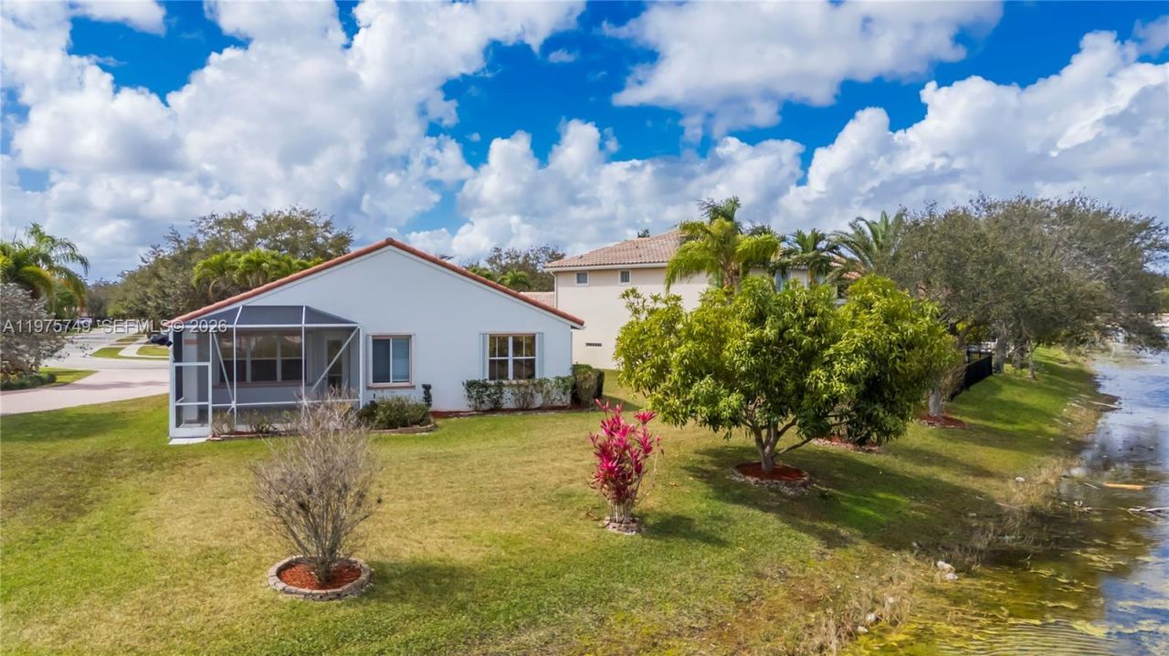 12109 NW 52nd Ct, Coral Springs, FL 33076 Photo