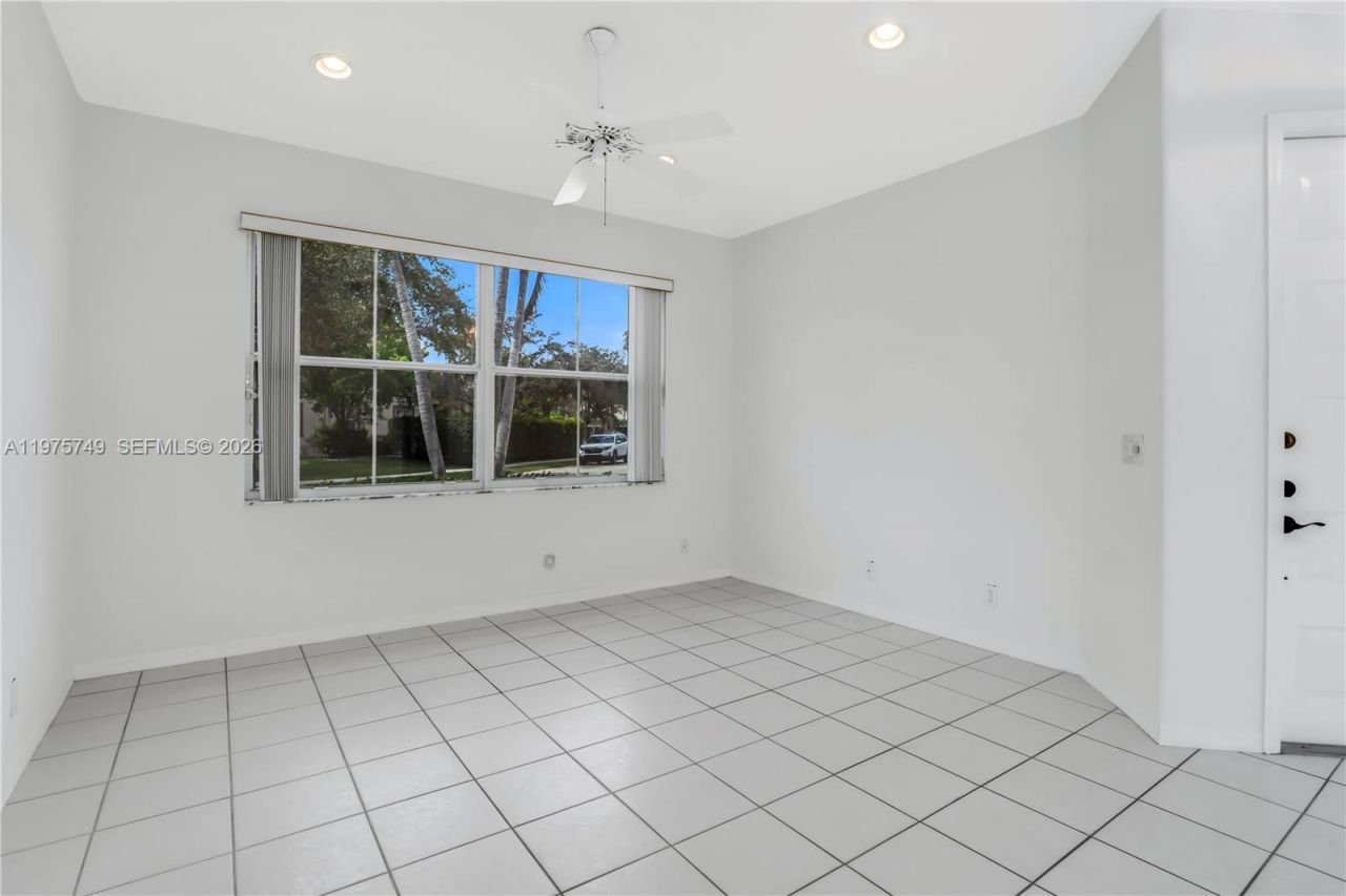 12109 NW 52nd Ct, Coral Springs, FL 33076 Photo