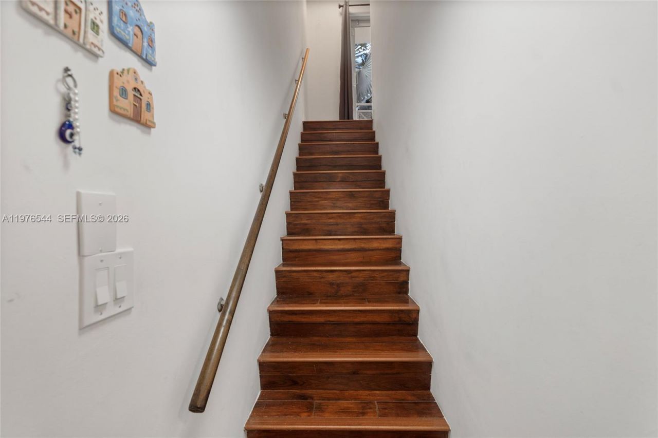 1005 8th St , Unit 206, Miami Beach, FL 33139 Photo