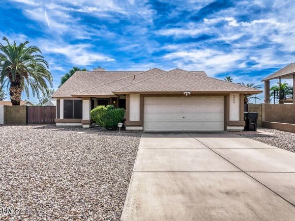 4209 E EVERETT Drive, Phoenix, AZ 85032