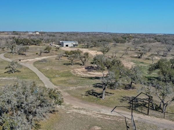 200 Mosel, Harper, TX 78631