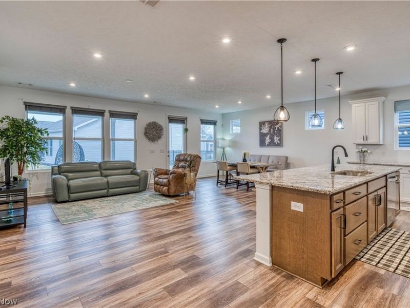 33316 Midship Drive, Avon Lake, OH 44012 Photo 2