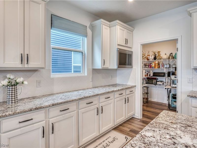 33316 Midship Drive, Avon Lake, OH 44012 Photo 6