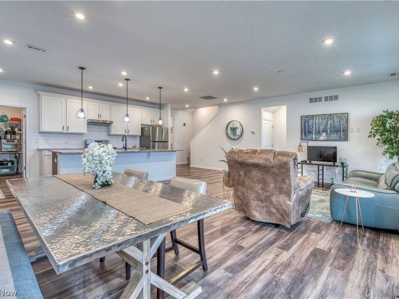 33316 Midship Drive, Avon Lake, OH 44012 Photo 7