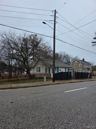 9735 Big Bend Boulevard , Saint Louis, MO 63122 Main Photo