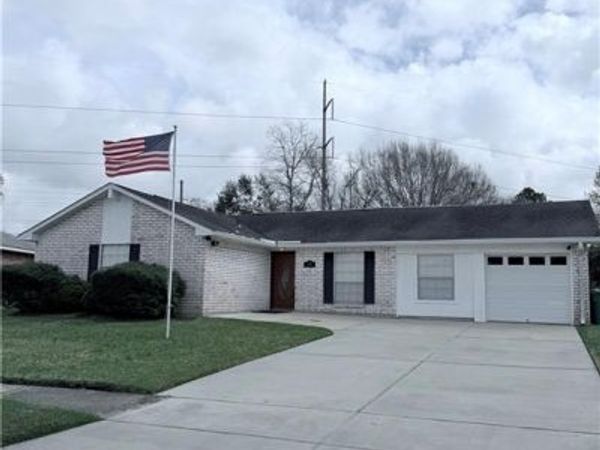 210 ANTHONY Drive, Slidell, LA 70458