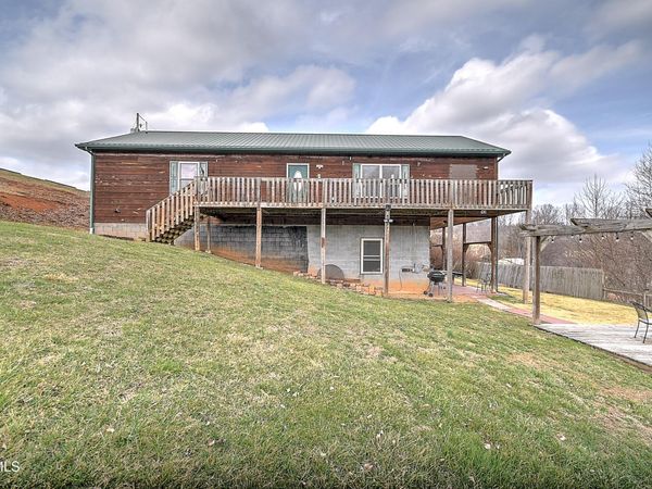 17516 Donegal Drive, Abingdon, VA 24210