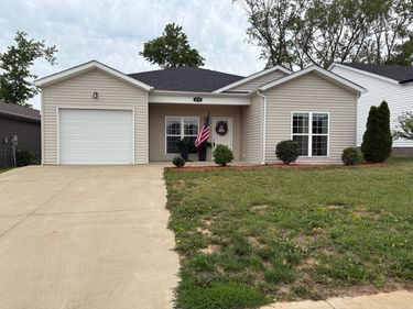 676 Cherry Blossom Road, Bowling Green, KY 42103