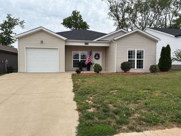 676 Cherry Blossom Road, Bowling Green, KY 42103