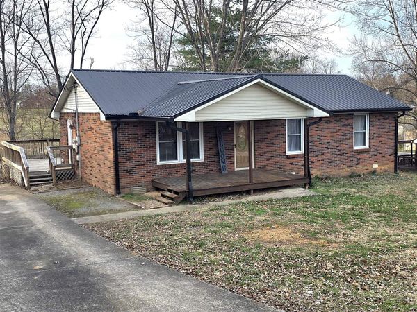 202 Powell Drive , Scottsville, KY 42164