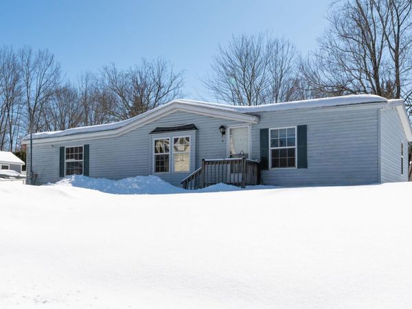 8 Miriam Road, Merrimack, NH 03054