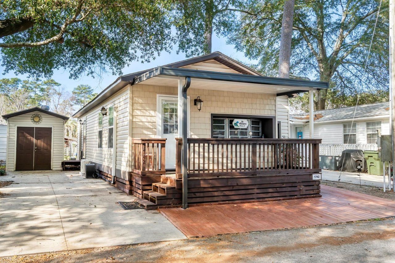 6001 1742 South Kings Hwy. Photo 26