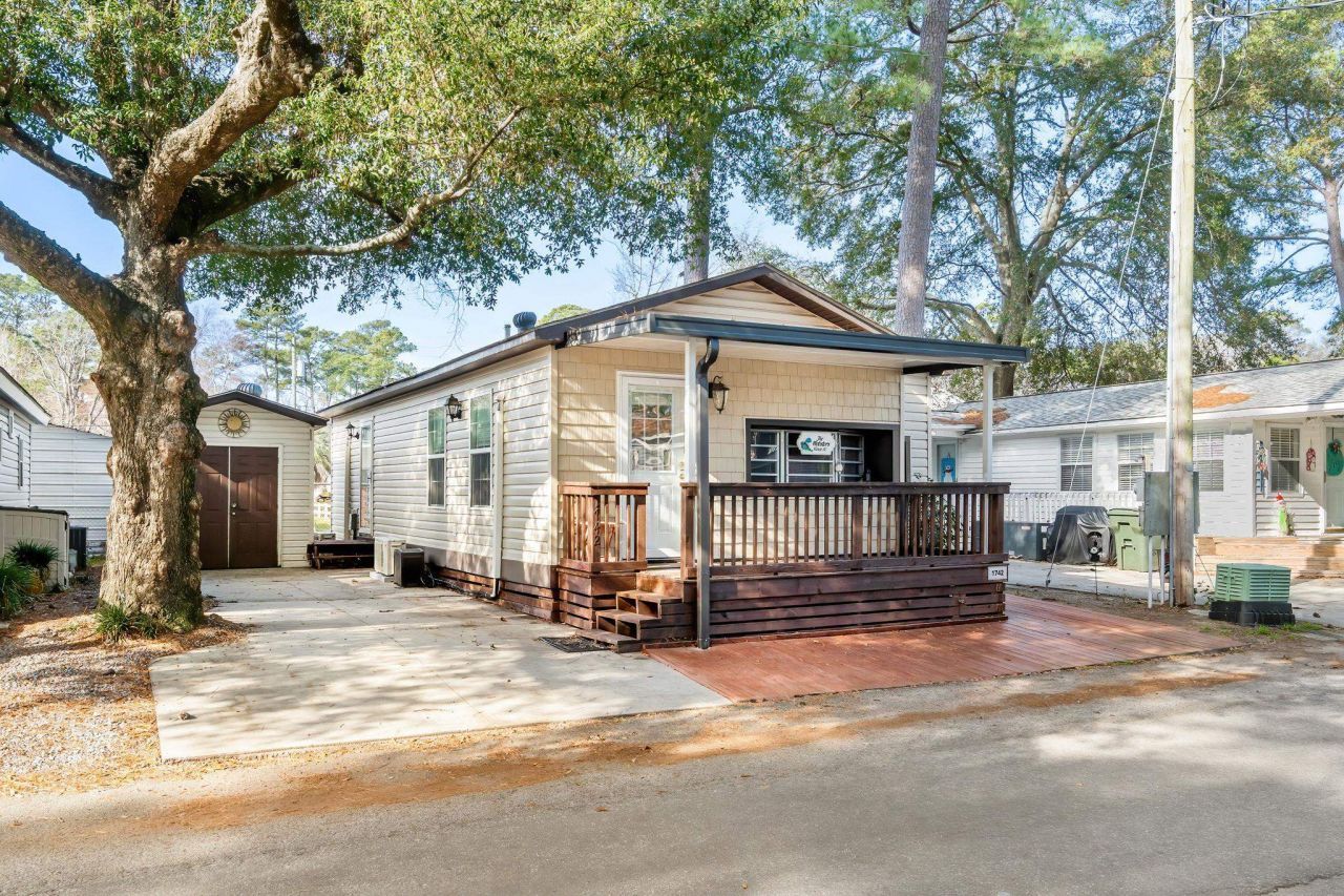 6001 1742 South Kings Hwy. Photo 28