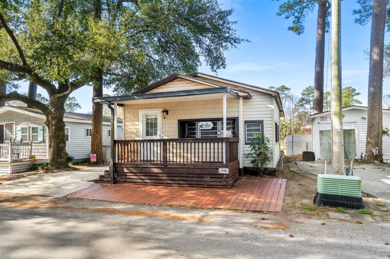 6001 1742 South Kings Hwy. Photo 29