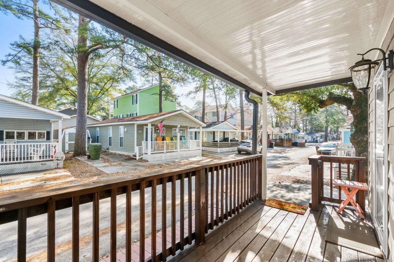 6001 1742 South Kings Hwy. Photo 32