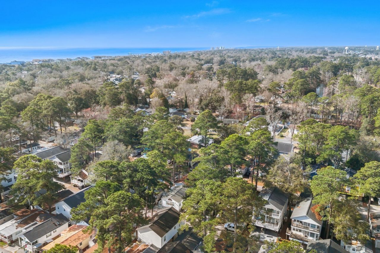 6001 1742 South Kings Hwy. Photo 36