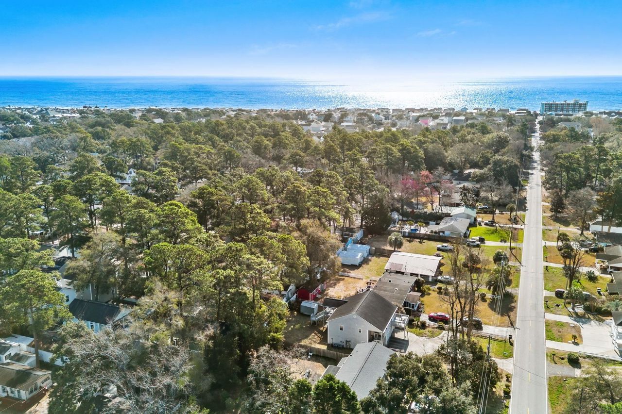 6001 1742 South Kings Hwy. Photo 38