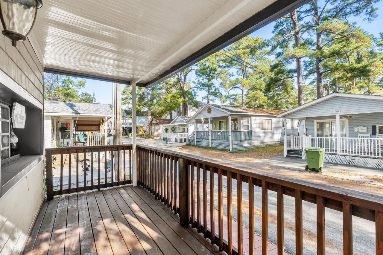 6001 1742 South Kings Hwy. Photo 4