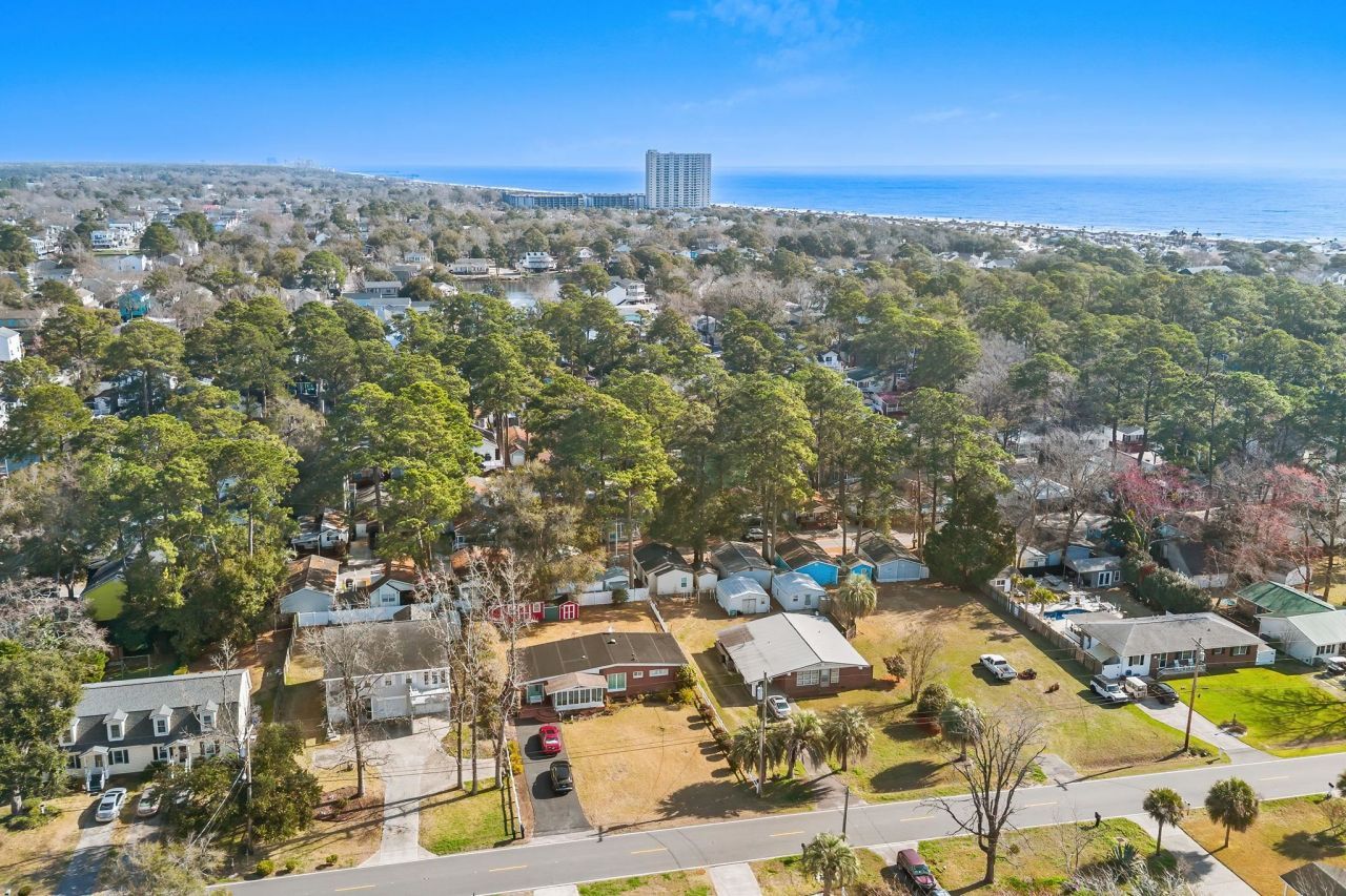 6001 1742 South Kings Hwy. Photo 40