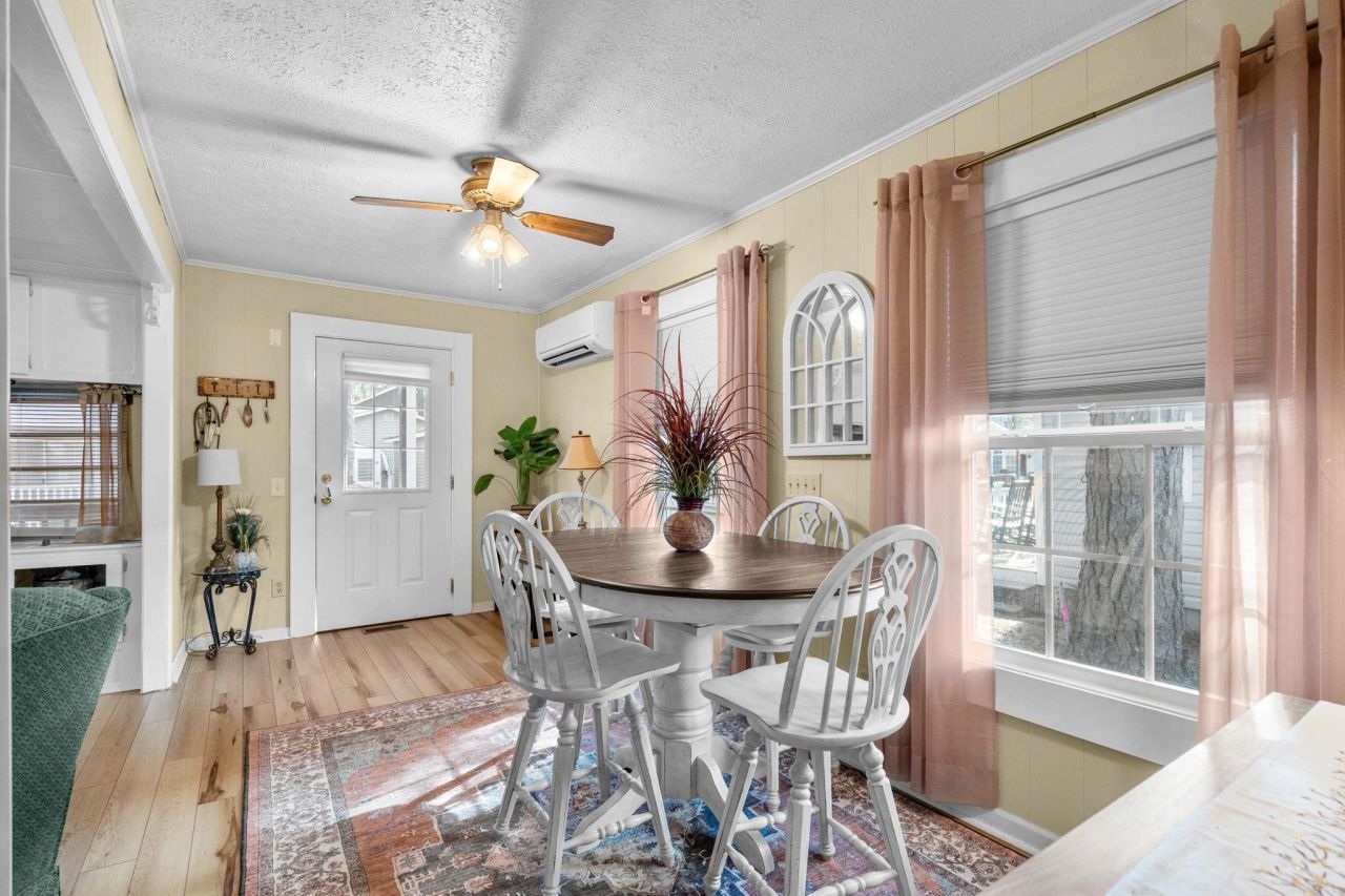 6001 1742 South Kings Hwy. Photo 7