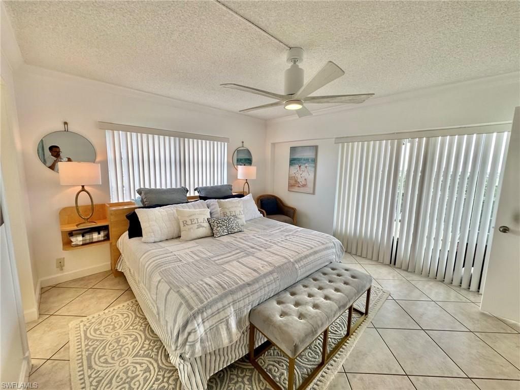 1 Bluebill Ave, Unit 604, Naples, FL 34108 Photo