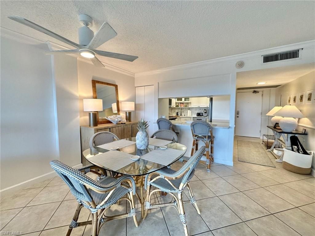 1 Bluebill Ave, Unit 604, Naples, FL 34108 Photo