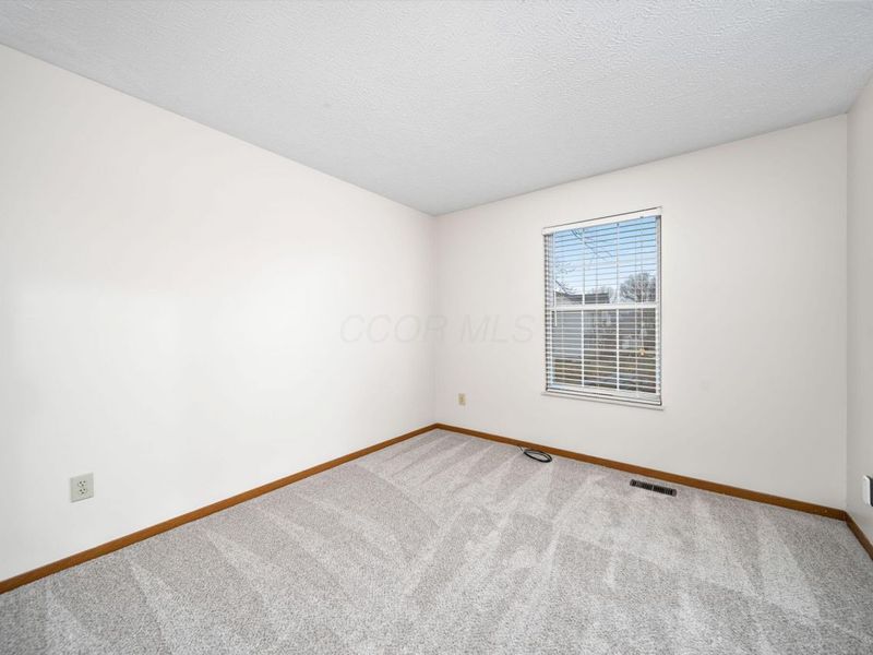 477 Courtland Lane, Pickerington, OH 43147 Photo 12