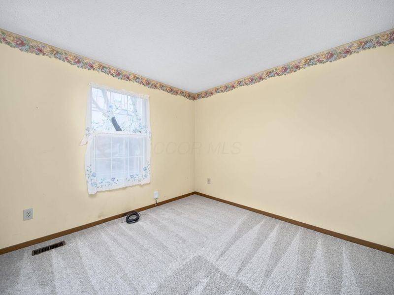 477 Courtland Lane, Pickerington, OH 43147 Photo 14