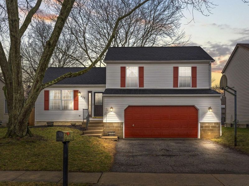 477 Courtland Lane, Pickerington, OH 43147 Photo 2