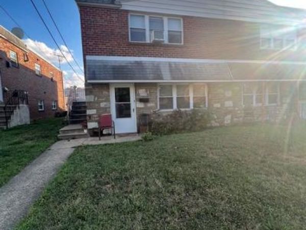2330 STRAHLE STREET, PHILADELPHIA, PA 19152