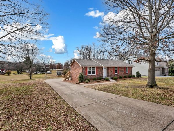 50 West Dr, Clarksville, TN 37040