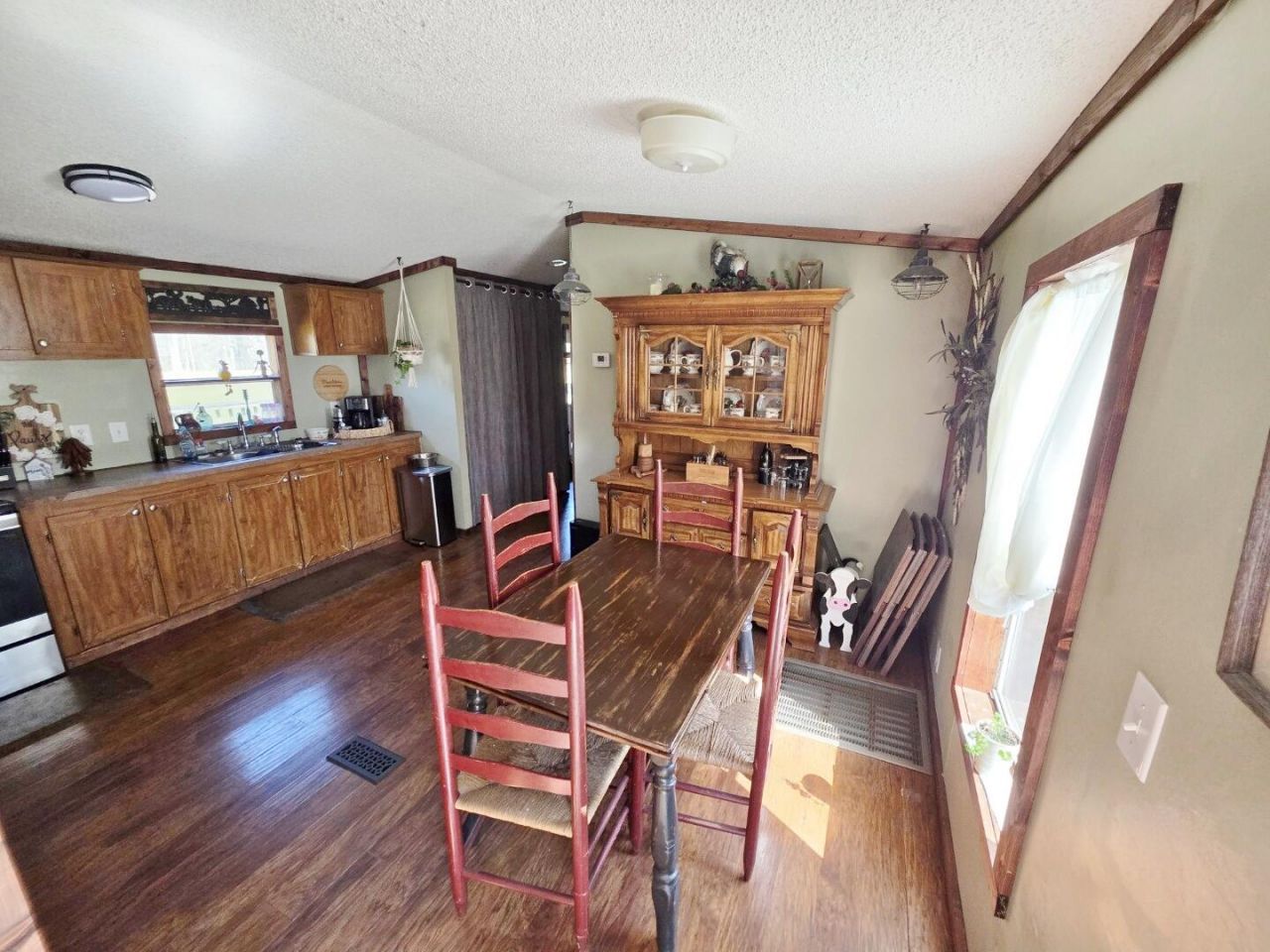 3135 Cox Road Photo 17