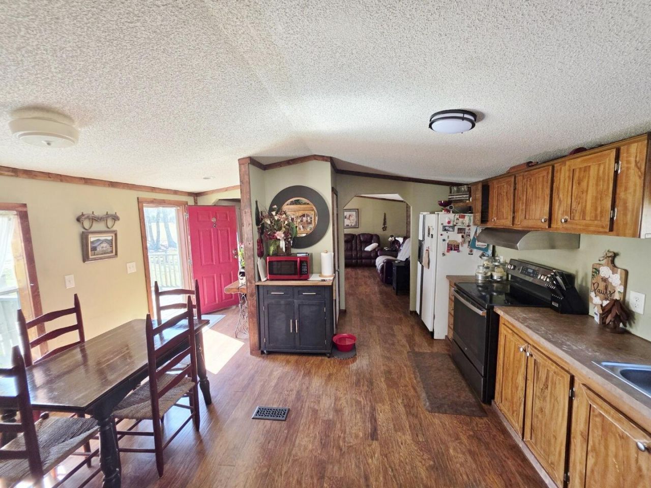 3135 Cox Road Photo 18