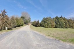 3135 Cox Road photo 4