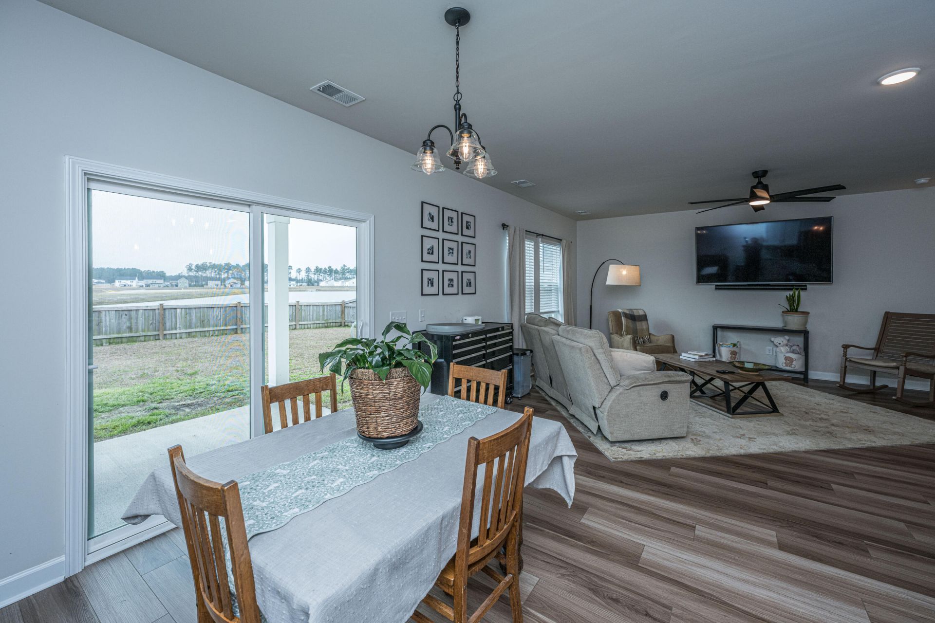 415 Navona Drive Photo 16