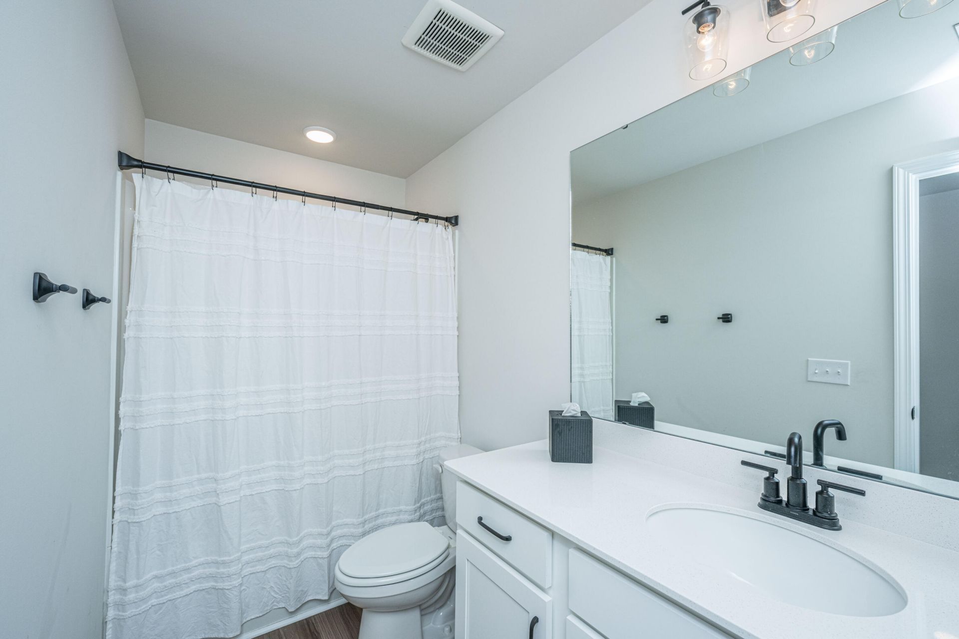 415 Navona Drive Photo 33