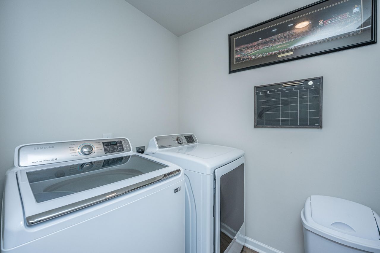 415 Navona Drive Photo 34