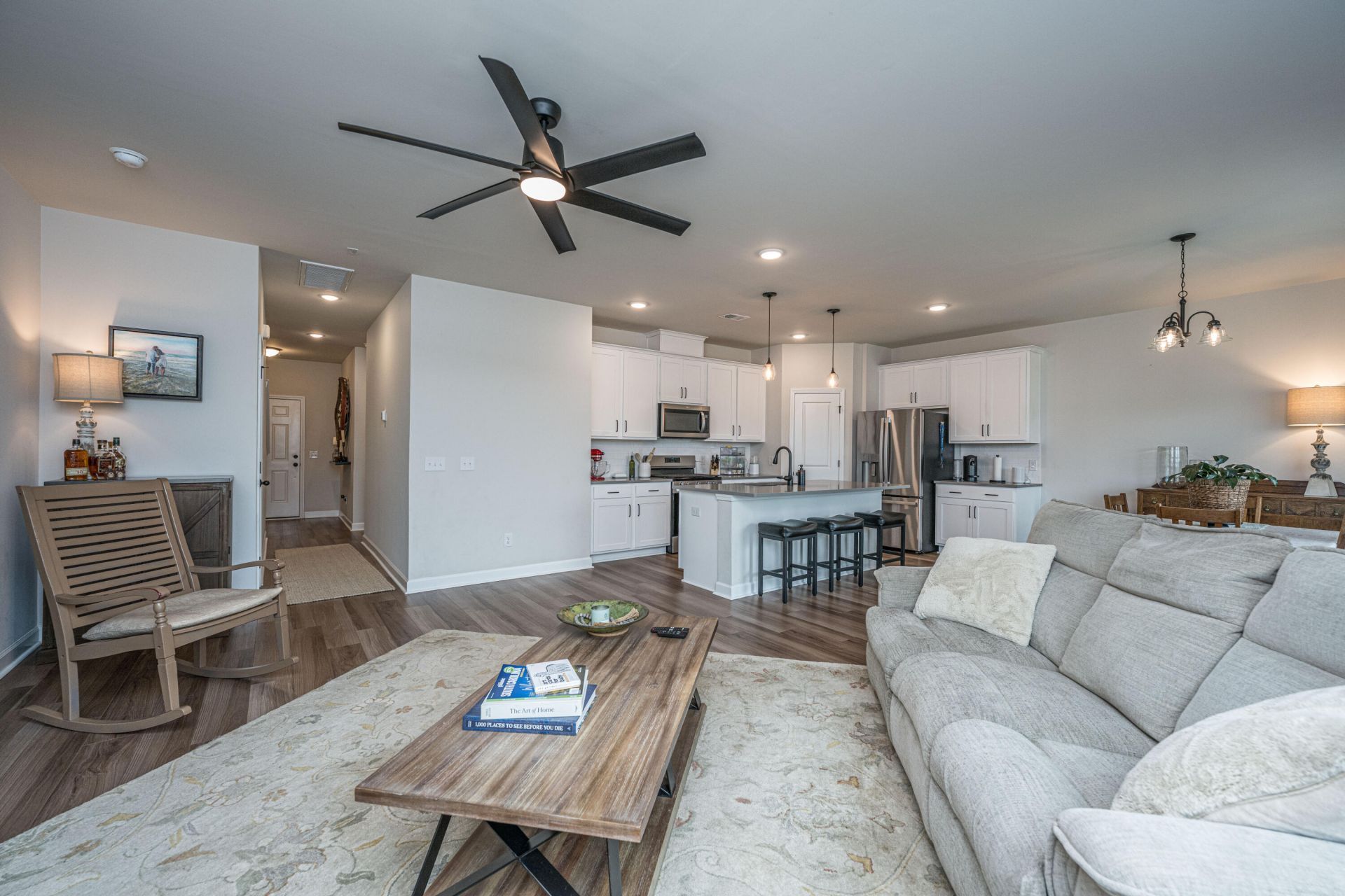 415 Navona Drive Photo 5