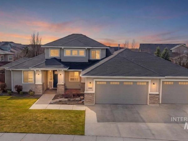 4113 W Wolf Rapids St, Meridian, ID 83646