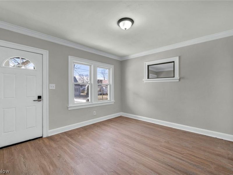 4306 Buechner Avenue, Unit up, Cleveland, OH 44109 Photo 15