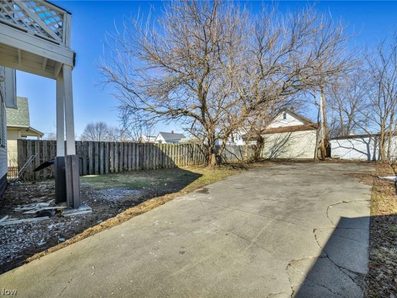 4306 Buechner Avenue, Unit up, Cleveland, OH 44109 Photo 6