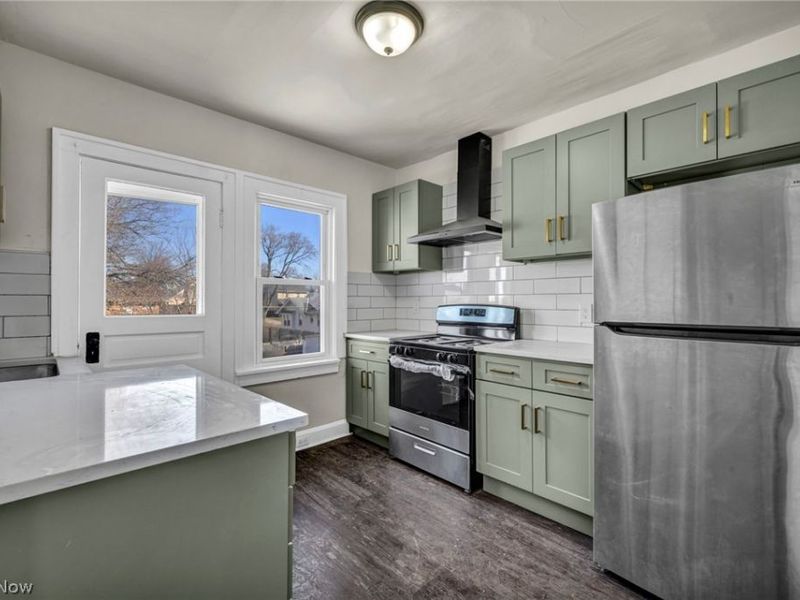 4306 Buechner Avenue, Unit down, Cleveland, OH 44109 Photo 24