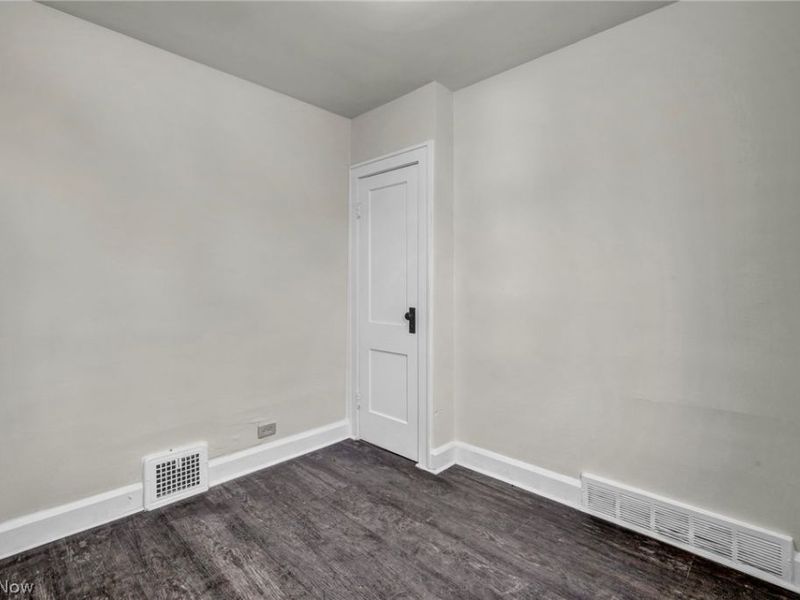 4306 Buechner Avenue, Unit down, Cleveland, OH 44109 Photo 35