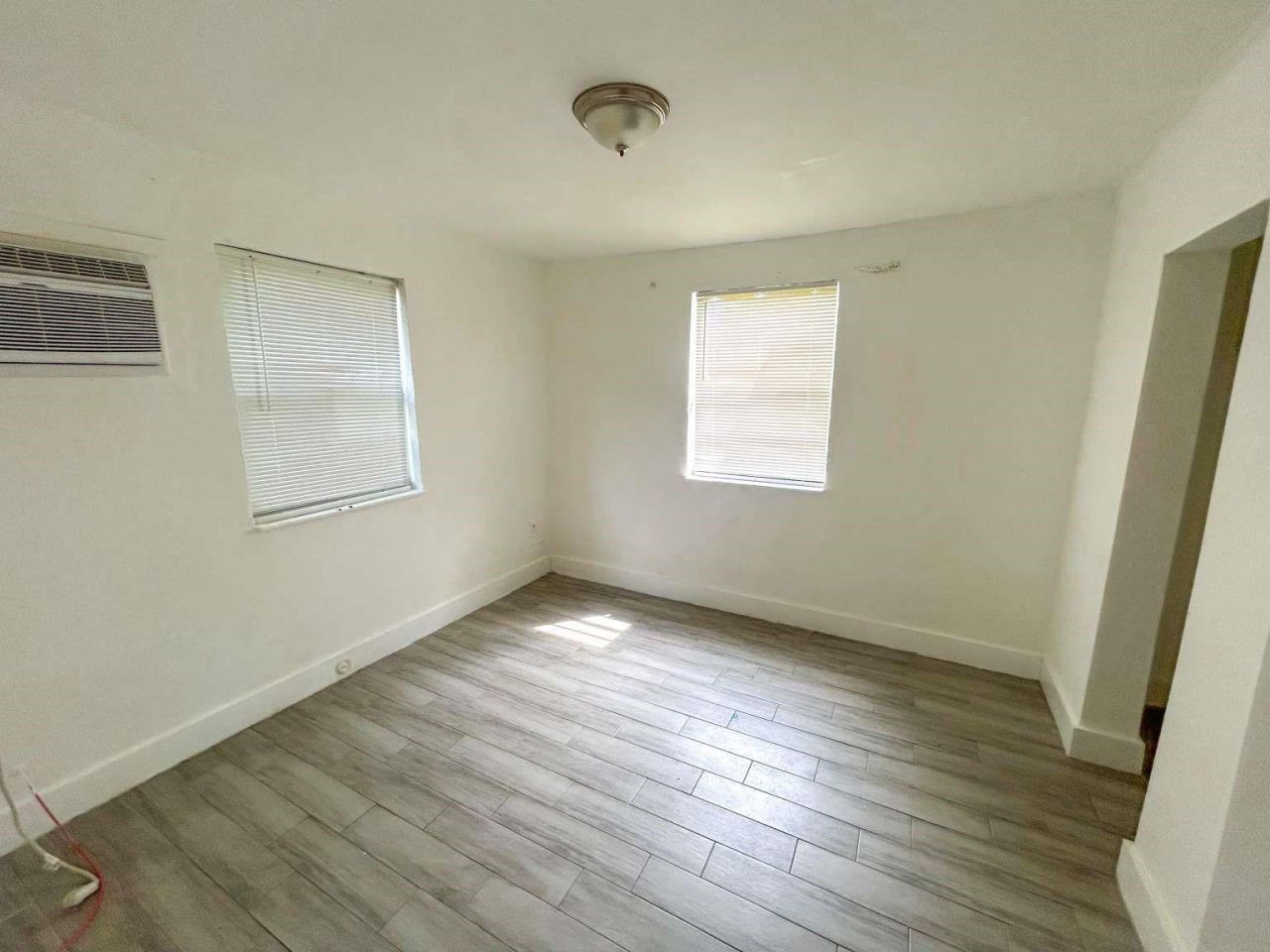 1261 NW 59th Street, Miami, FL 33142 Photo